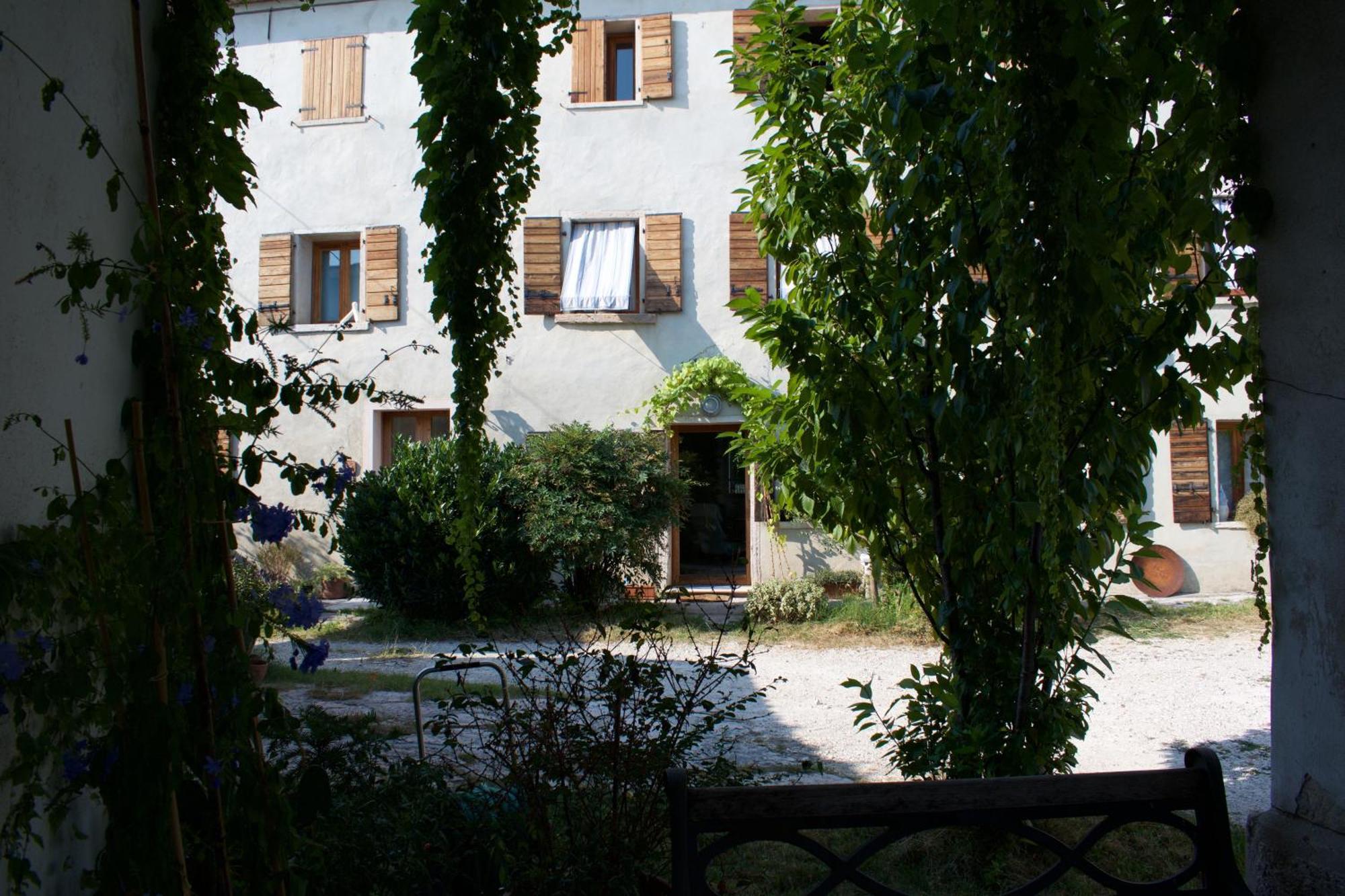 B&B Rosales Borso del Grappa Dış mekan fotoğraf