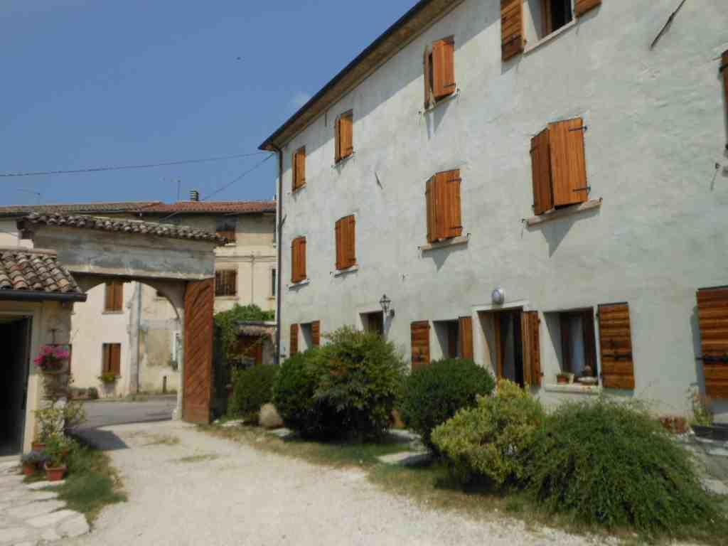 B&B Rosales Borso del Grappa Dış mekan fotoğraf